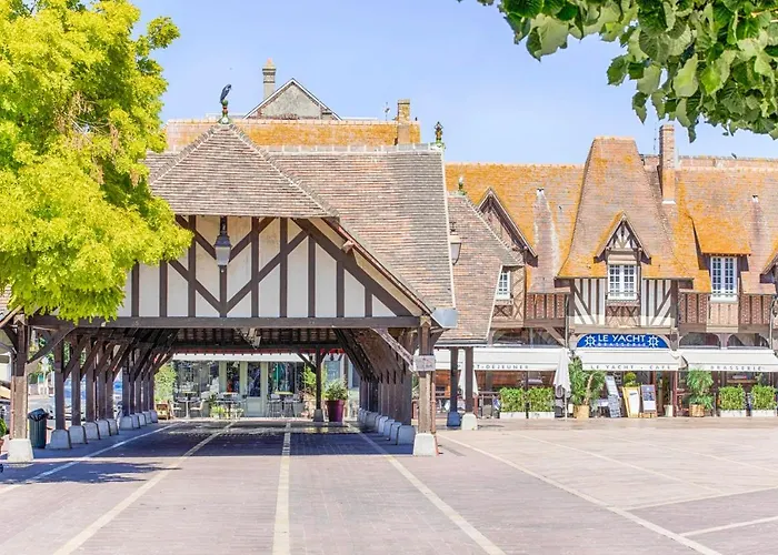 Villa Olive - 4 Bdr - Garden - Deauville Centre